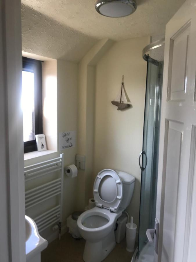 Stoke House Bed And Breakfast Стоук Ривэс Экстерьер фото