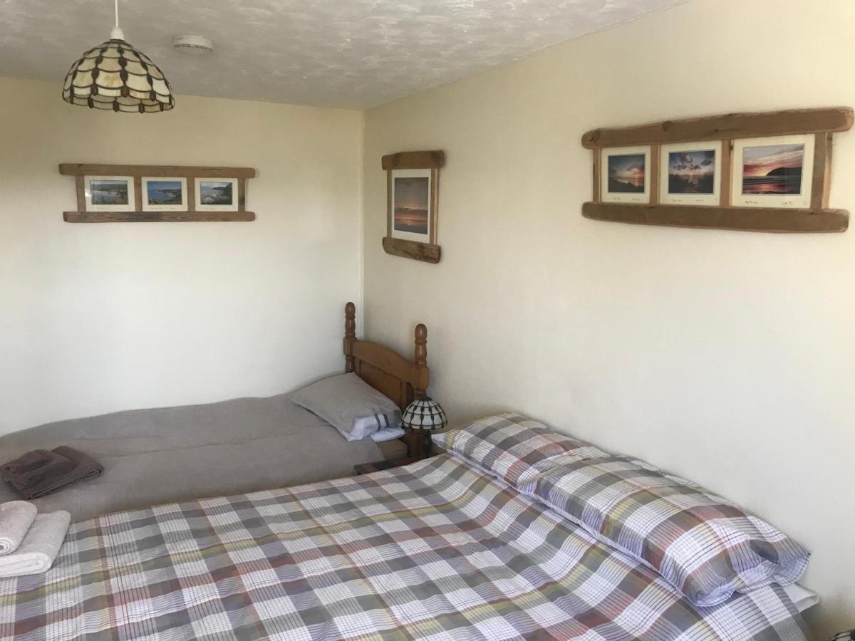 Stoke House Bed And Breakfast Стоук Ривэс Экстерьер фото