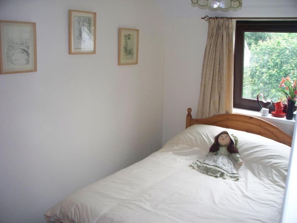 Stoke House Bed And Breakfast Стоук Ривэс Номер фото
